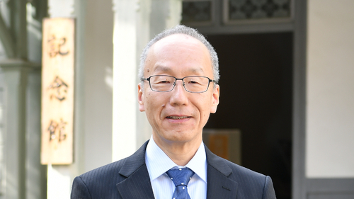 岡本　英生